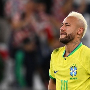 欧冠-邓加：内马尔想去世界杯状态必须恢复至80%，他不会接受替补角色